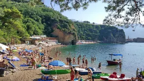 Budva Family friendly Apartment - Image 3