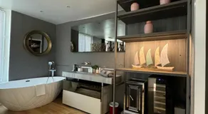 Venue C - Luxurious & Spacious - Mansion - Elevator - Patio - Image 2