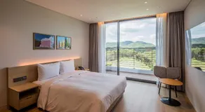 ILLITE Hotel - Image 2
