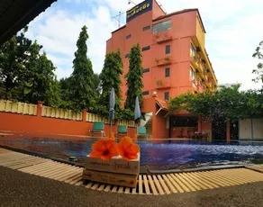 Takiab Beach Resort - Image 2