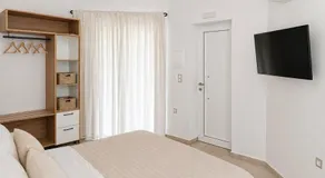 Lux Studios With Private Pool by ILIOS Georgioupoli - Image 3