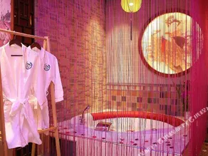 tangfu Boutique Hostel - Image 3