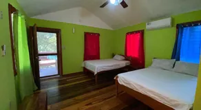 4J's Cabins - Image 2
