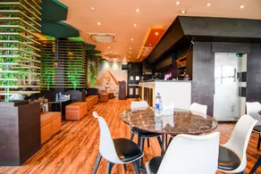 Brill Green Arcade 5min From International Airport - Image 3