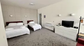 Abbotshall - Image 2