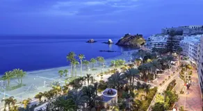 Tropical Andalusian place - Image 2