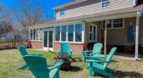 Sojourn Spacious Family Retreat with Fenced Backyard - Image 4