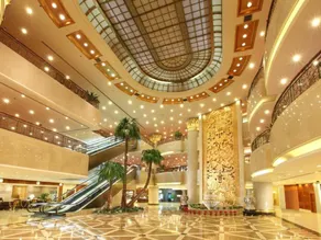 Beijing New Century Hotel - Image 2