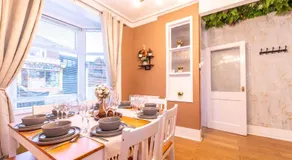 Open Mind Property - Hot Tub , Garden , 3 Bedroom - Image 3