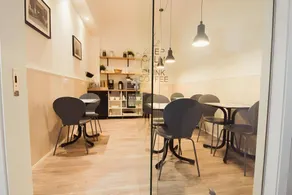 Hostal Live Barcelona - Image 5