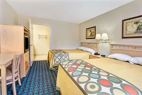 Super 8 by Wyndham Jacksonville Orange Park - Image 2