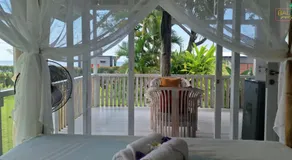 Rumah Putih Beachfront Bungalow - Image 2