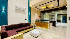 Hotel Manyavar Inn Restaurant - Image 2