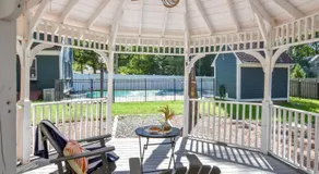 Contemporary Gem with Private Pool - Image 3
