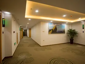 GreenTree Inn Huayin Huashan Scenic Area Xiyue Branch - Image 4