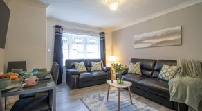 Culzean House - 2 Bedrooms in Coatbridge - Image 2