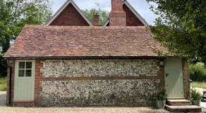 Stylish bolthole in the heart of the Meon Valley - Image 3