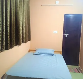 SKR Gusto Inn - Image 5