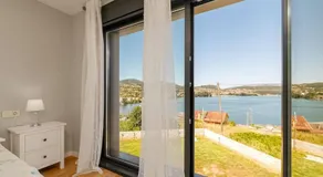 Casa nueva con piscina y vistas al mar - Image 5