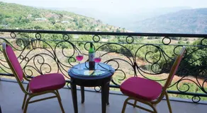 Bulverton Valley Villa - Image 5