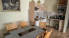Elizabeth Apartman - Image 5