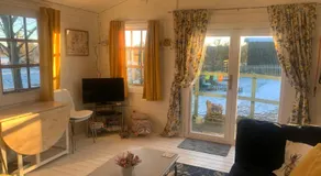 Owls Nest Log Cabin - Image 2
