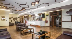 Verona Hotel and Conference Center - Image 3