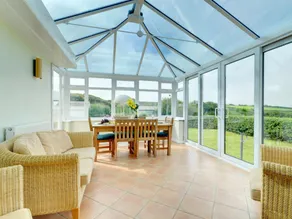 Restful Holiday Home in Morwenstow near Sandymouth Bay Beach - Image 2