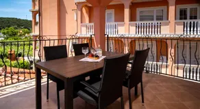 Mistral Apartments - Image 4