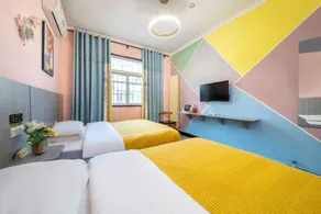 Yajule Express Hostel - Image 4