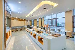 Starway Hotel Huai'an Jinhu Suning Plaza - Image 2
