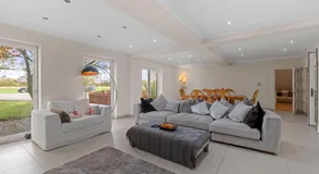 Home with Natural Mineral Spring Water near Stamford - Image 2