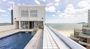 Stay Home Luxo - 1 min da praia do Gonzaga - Estrutura de hotel 4 estrelas - Piscina no Rooftop - Sauna - Academia com vista pro mar - Image 3
