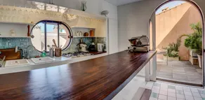 Porquerolles Architect designed apartment on sea - Image 3