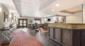Mountain Lake Inn - Image 5