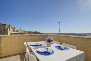 Tritoni Harbour suites - Valletta - Image 4