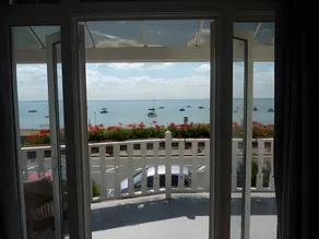 Pebbles Guest House - Image 3