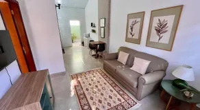Casa com ótima localização - Image 2