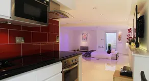 Iffley Apartment 1 - Image 5