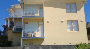 Golden Sands 1 - Absolute Beachfront - Image 5