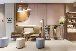 Home Inn Neo Urumqi Beimen Metro Station - Image 3