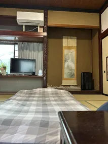 Coco旅館/一軒家貸し切り/最大16人/呉羽駅から徒歩3分/無料駐車場/フリーWi-Fi - Image 5