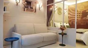 Palais royal apartment - Image 2