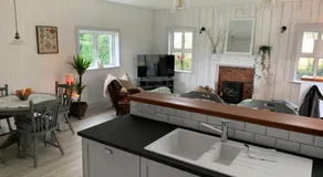 Garden Cottage on Tintern Trails - Image 4