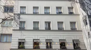 Architect Renovated Family Duplex 4 bedrooms Opéra Lafayette AC 9p CCTV in Common Areas - Image 4