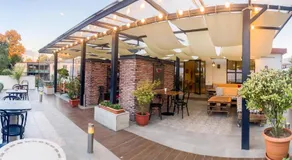 Hotel Tela & Mareli Winery - Image 3