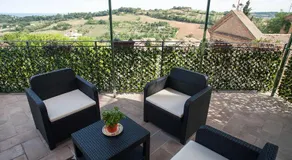 Red House Accomodation Potenza Picena - Image 4