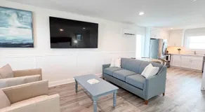 2008 King Suite, 2nd Floor Serenity - Image 3