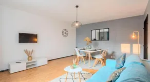 Grand T2 à 8mn de Lille et Stadium Terrasse et parking privé - Image 2