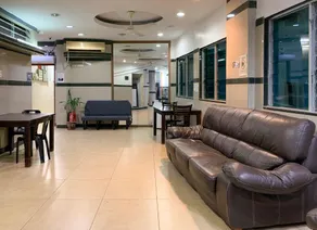 Burmahtel Hotel - Image 4